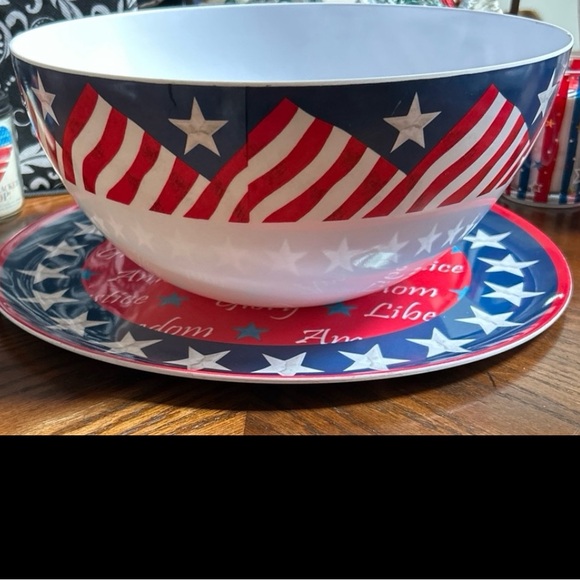 Patriotic 🇺🇸 Melamine Large Bowl & Plate - Platter Set - Picture 1 of 8